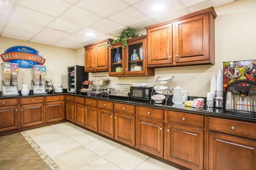 Baymont By Wyndham Savannah South Τζώρτζταουν Εξωτερικό φωτογραφία