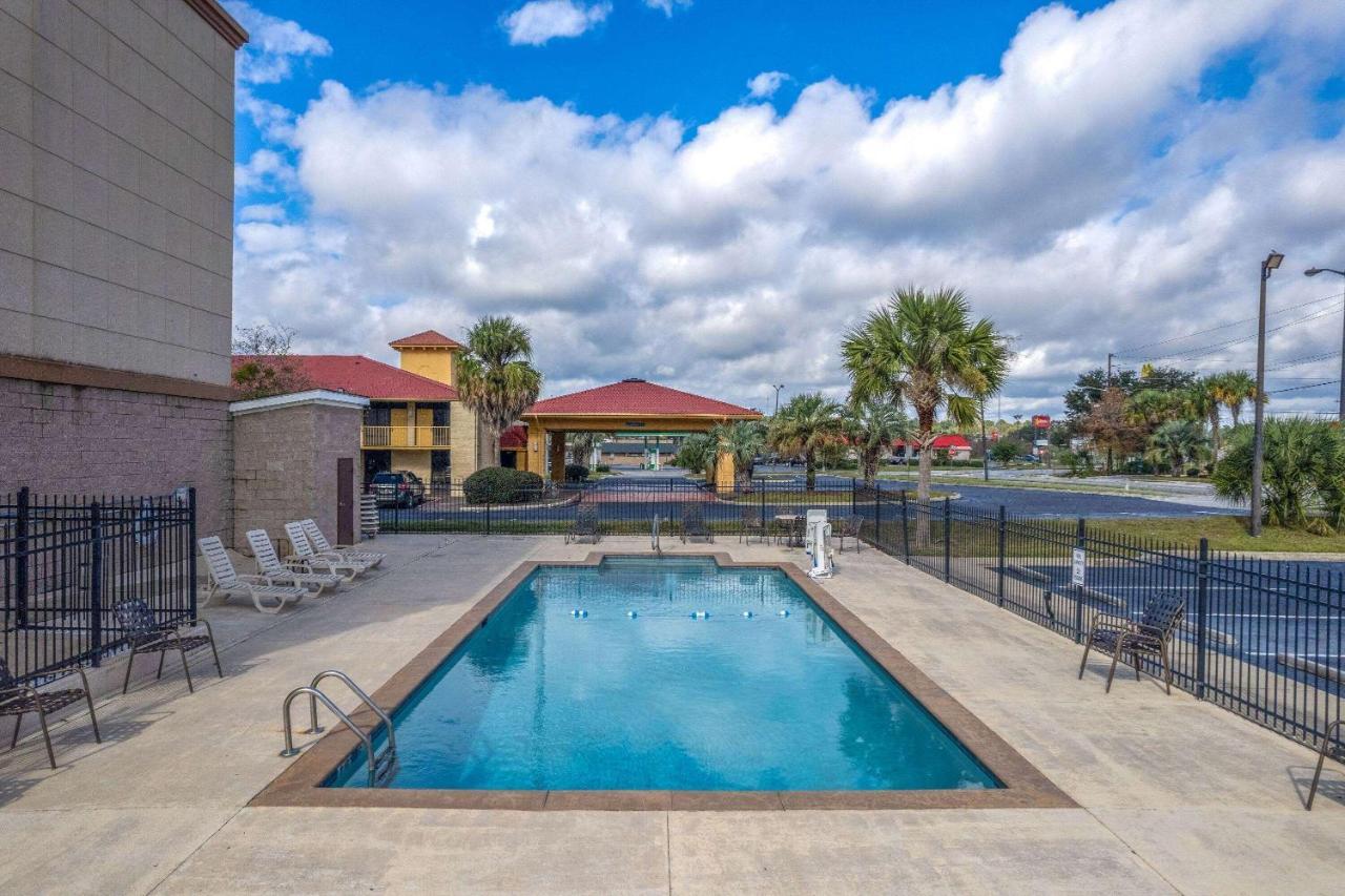 Baymont By Wyndham Savannah South Τζώρτζταουν Εξωτερικό φωτογραφία